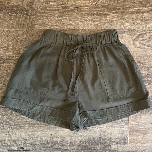 OLIVE Cotton Drawstring Shorts - Picture 2 of 8